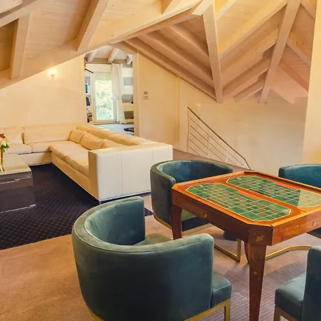 Villa Angela - Italian Homing *